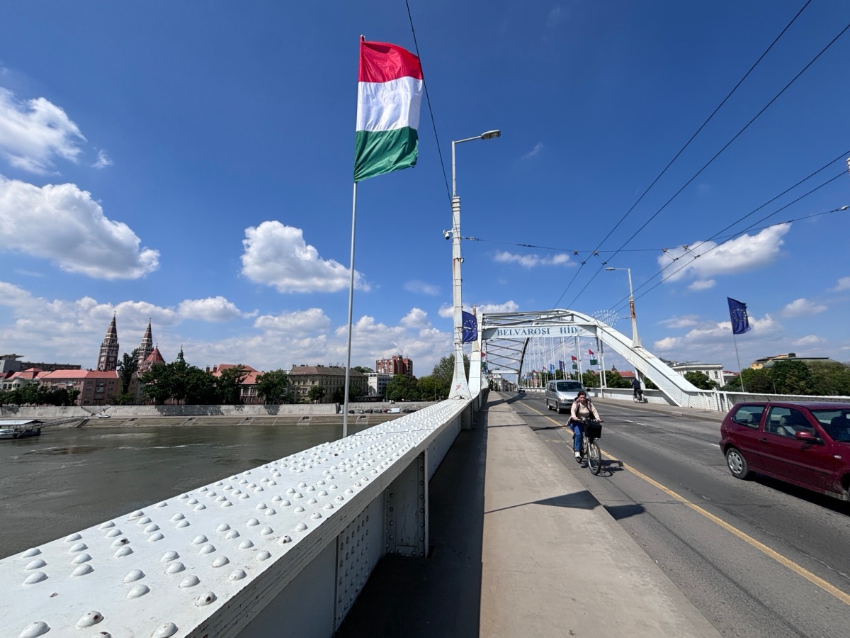 Hallo und liebe Grüße aus Ungarn